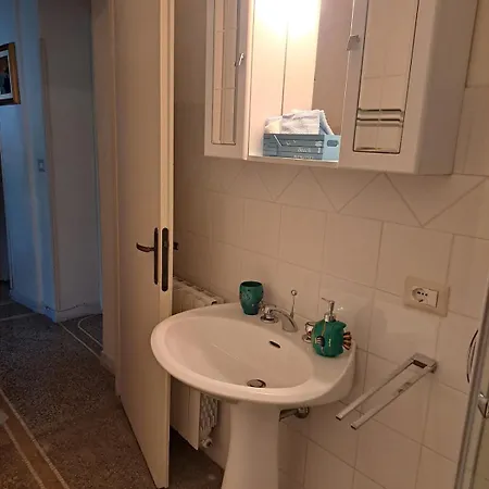 San Terenzo Poets Of The Sea With Parking And Balcony Lerici