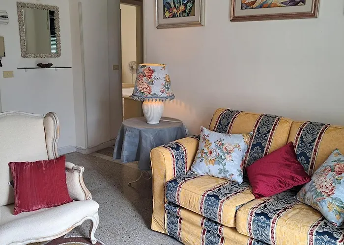 San Terenzo Poets Of The Sea With Parking And Balcony * Lerici