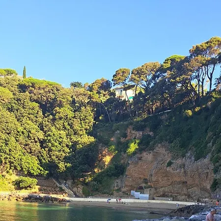 Apartment San Terenzo Poets Of The Sea With Parking And Balcony Lerici