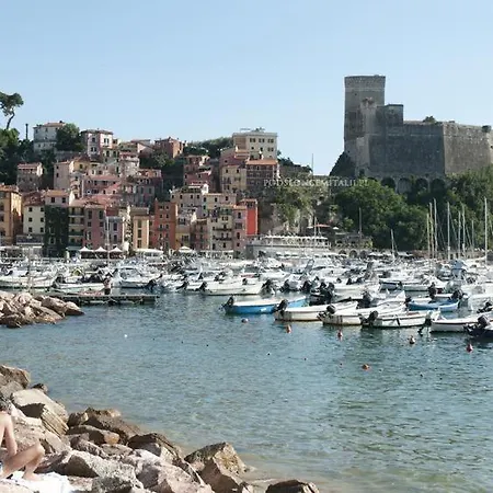 Apartment San Terenzo Poets Of The Sea With Parking And Balcony Lerici
