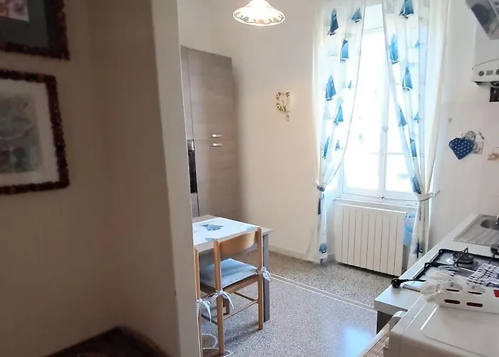 San Terenzo Poets Of The Sea With Parking And Balcony Lerici