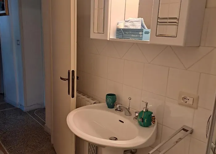 San Terenzo Poets Of The Sea With Parking And Balcony Lerici