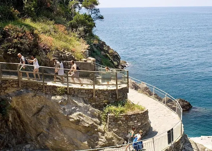 San Terenzo Poets Of The Sea With Parking And Balcony Lägenhet *