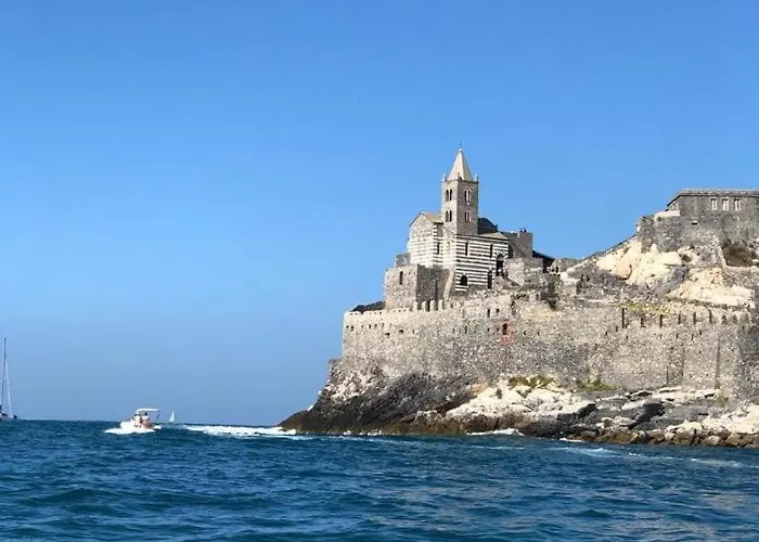 San Terenzo Poets Of The Sea With Parking And Balcony Apartman *